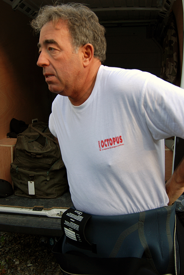 0907n02-pat-octopus_004_0